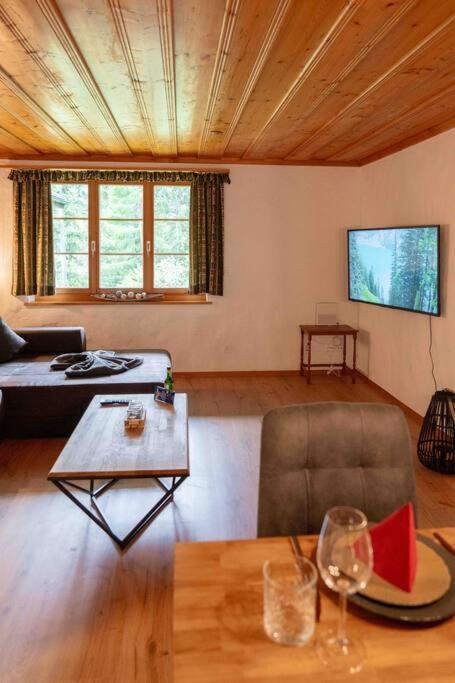Peacefull Mountains View Apartment Kandersteg Ngoại thất bức ảnh